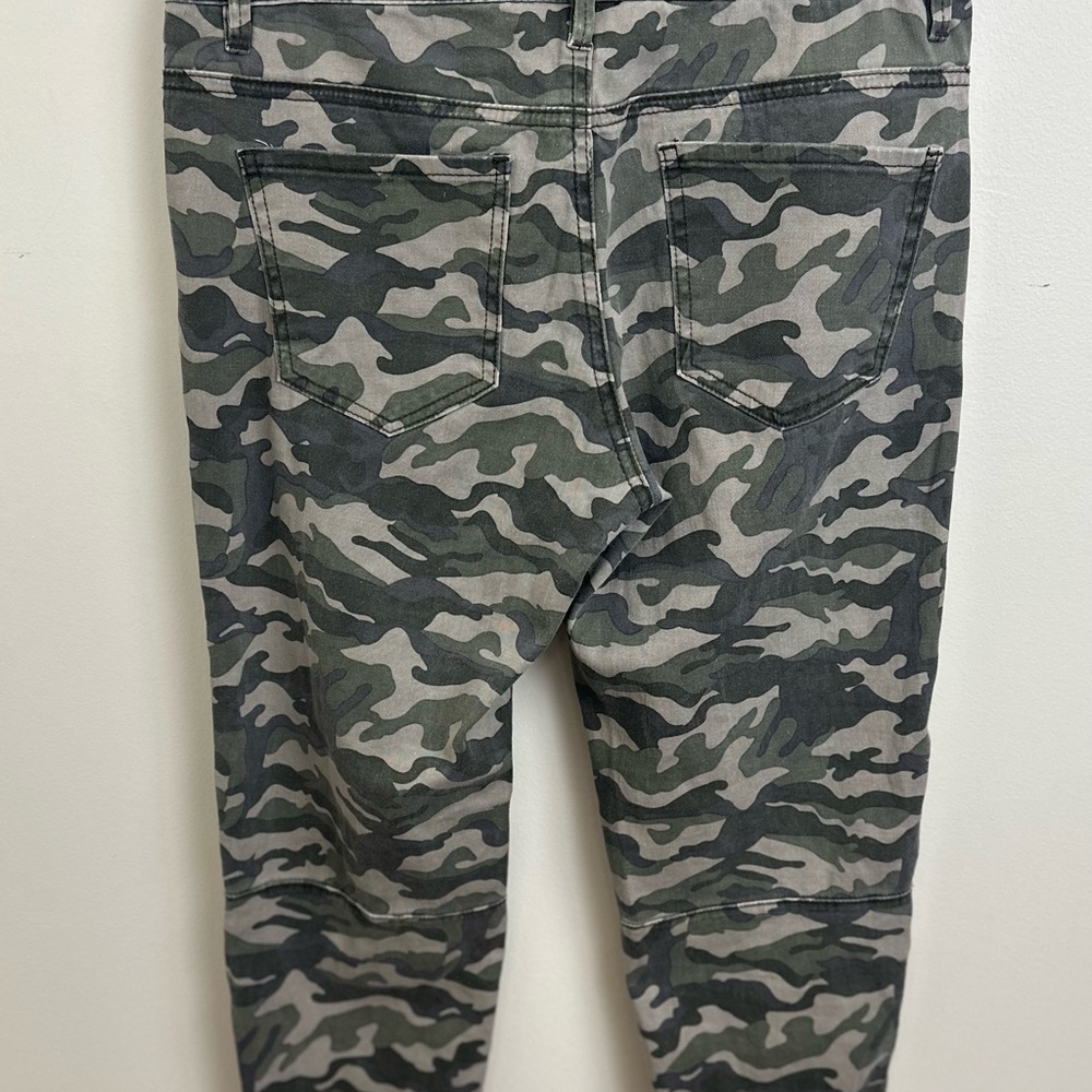 Bianco brand camouflage print denim pants size 31 - Picture 3 of 8